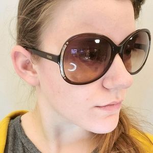 Fendi Brown Gold Tinted Sunglasses Oblong Round